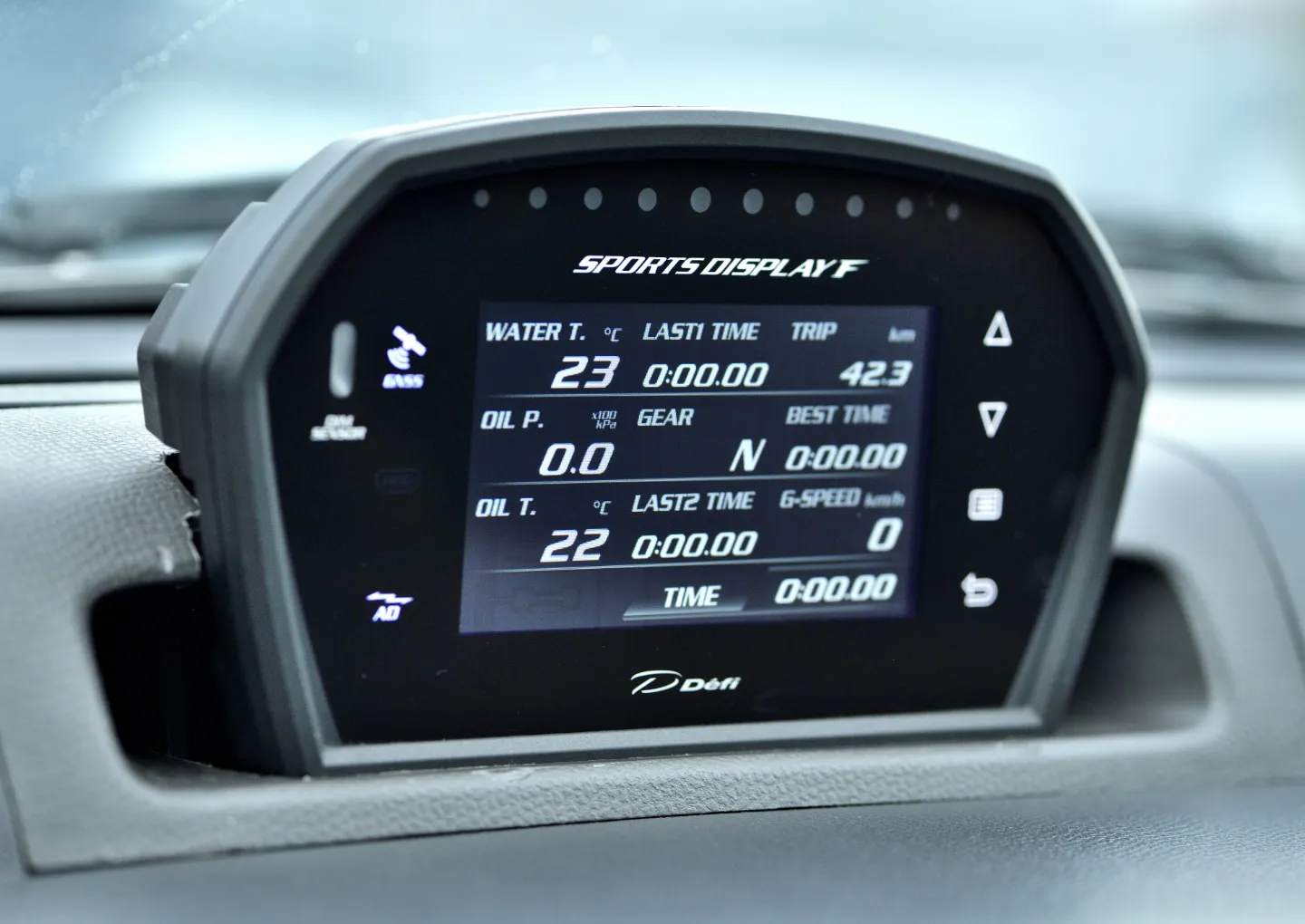 a multi-display data logger with 4.2-inch TFT