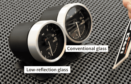 Low-reflection glass